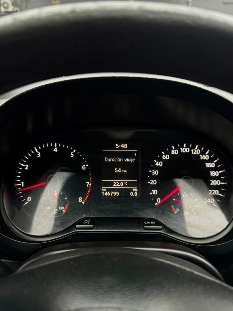 Volkswagen SURAN 1.6 l — foto 14